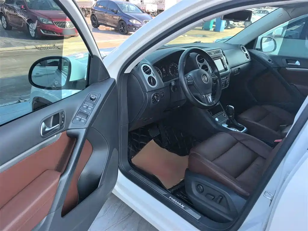 Volkswagen Tiguan 2015 — фото 17
