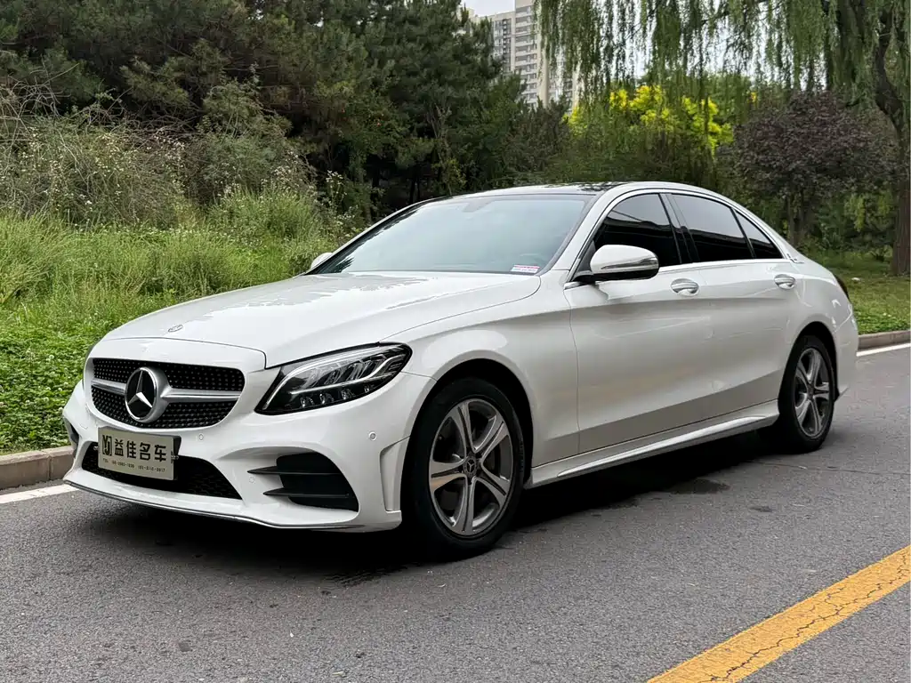 Mercedes-Benz C-Class 2019 — фото 1