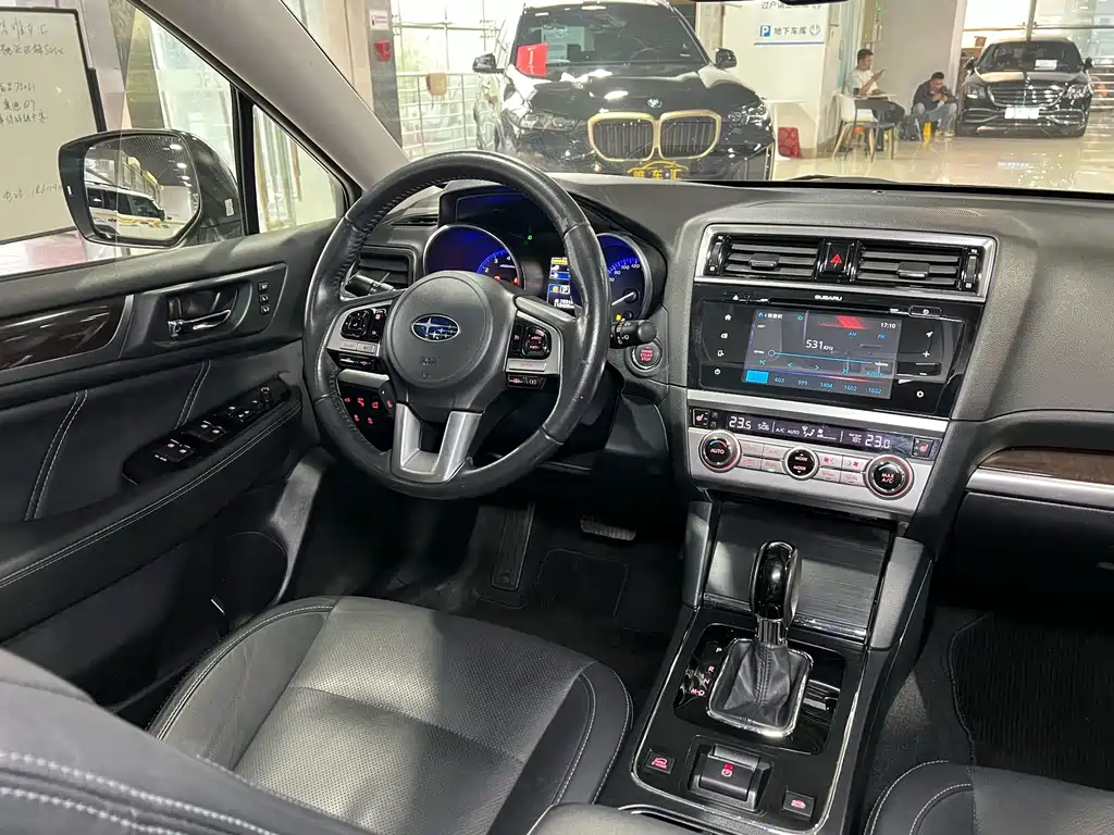 Subaru Outback 2016 — фото 22