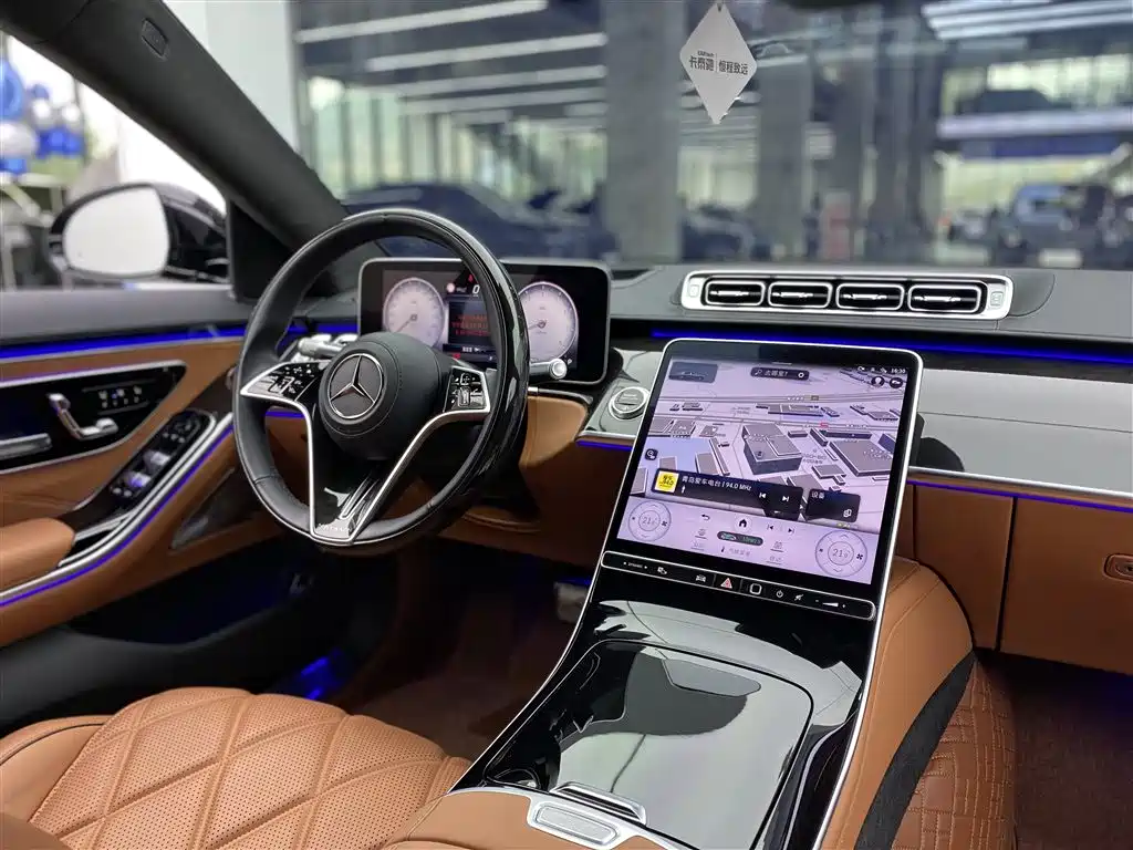 Mercedes-Benz S-Class 2024 — фото 13