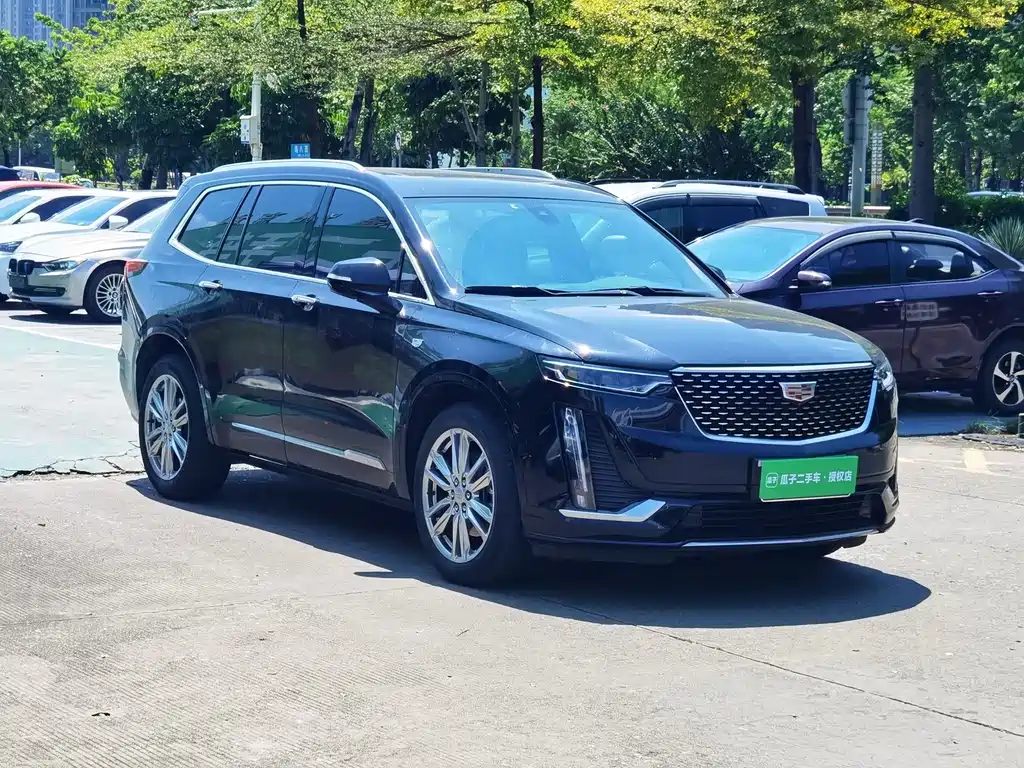 Cadillac XT6 2023 — фото 3