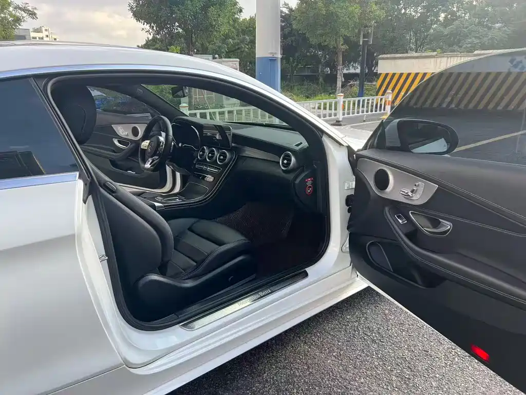 Mercedes-Benz C-Class 2020 — фото 11