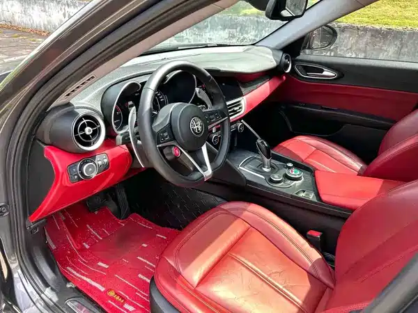 Alfa Romeo Giulia Juliet 2020