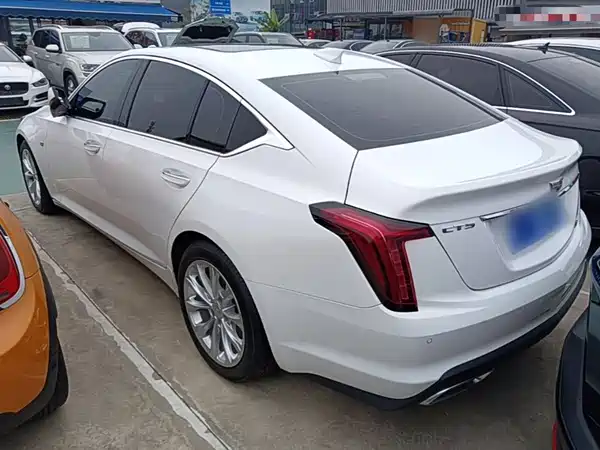 Cadillac CT5 2023