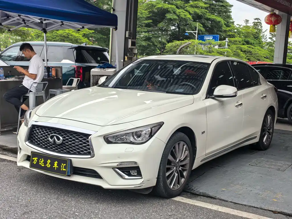Infiniti Q50L 2022