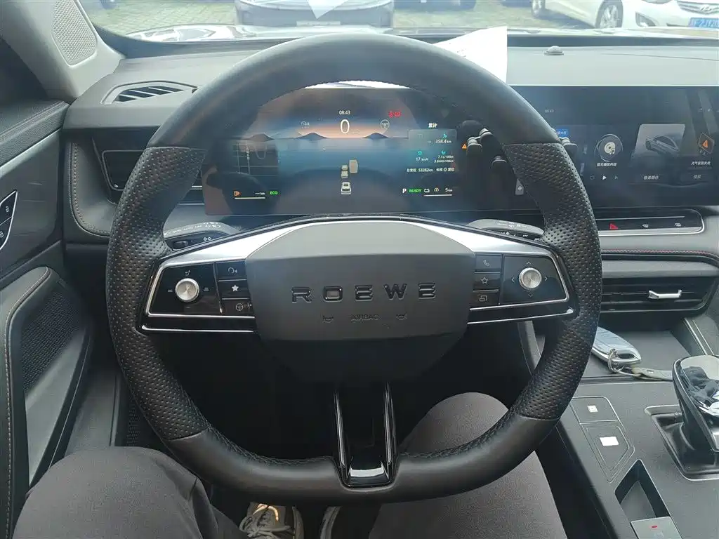Roewe RX5 New Energy 2023 — фото 11