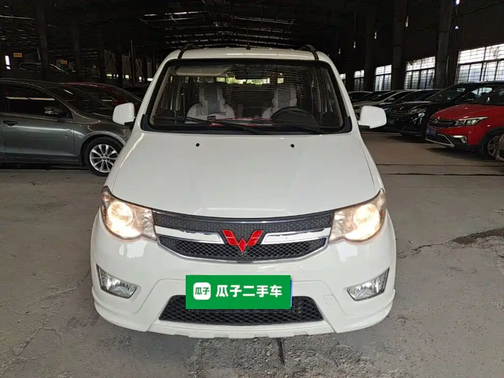 Wuling Hongguang 2018 — фото 3