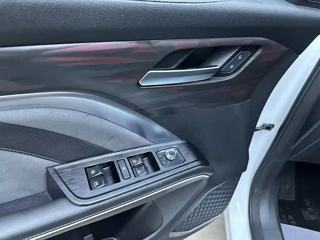 Haval H6 2021 — фото 20