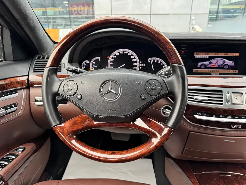 Mercedes-Benz S-Class 2012 — фото 31