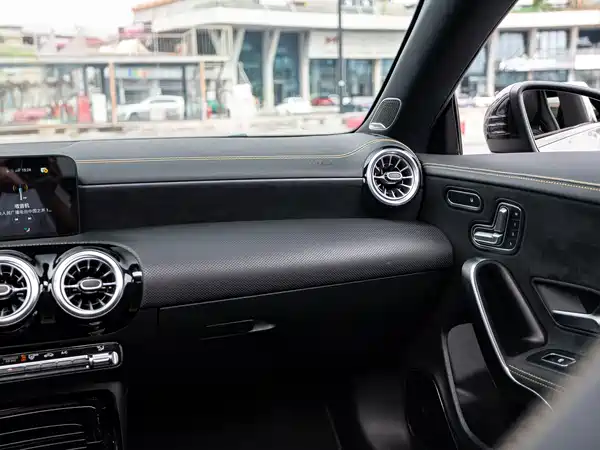 Mercedes-Benz CLA AMG 2022