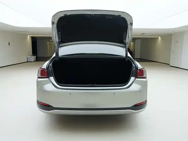 Lexus ES 2021