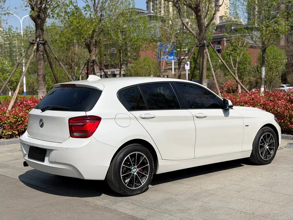 BMW 1 Series 2014 — фото 20