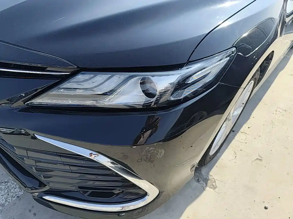 Toyota Camry 2022 — фото 24