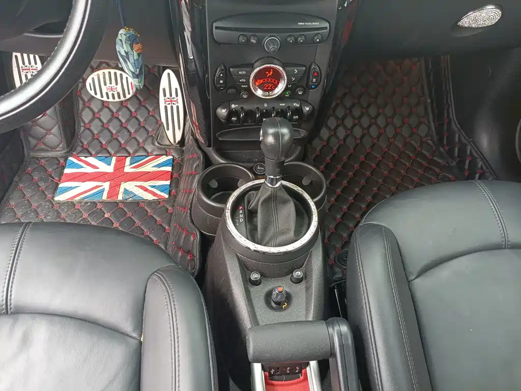 MINI Countryman 2015 — фото 14