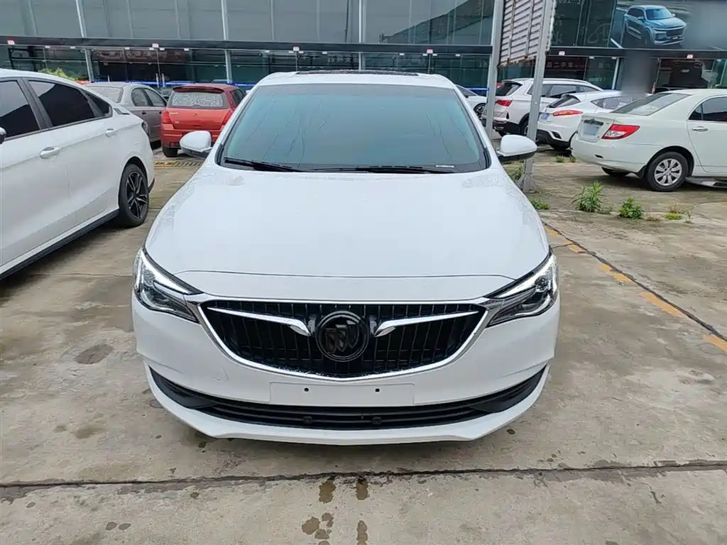 Buick Excelle 2021 — фото 3