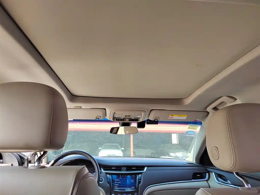 Cadillac XTS 2015 — фото 14