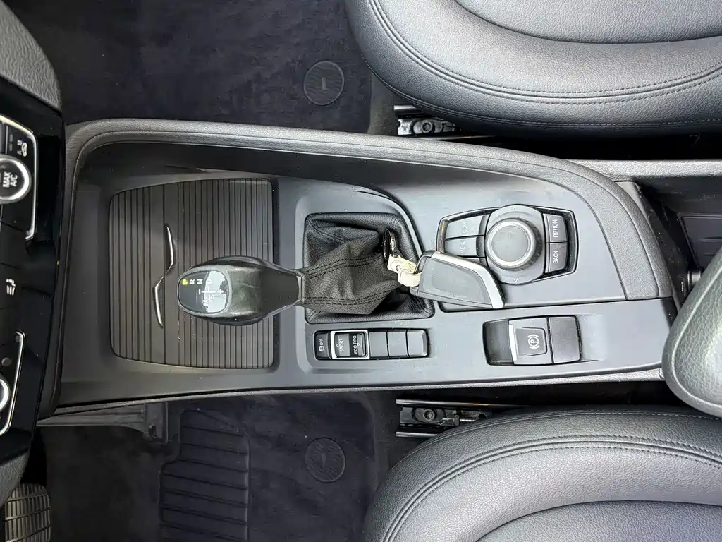 BMW X1 2018 — фото 17