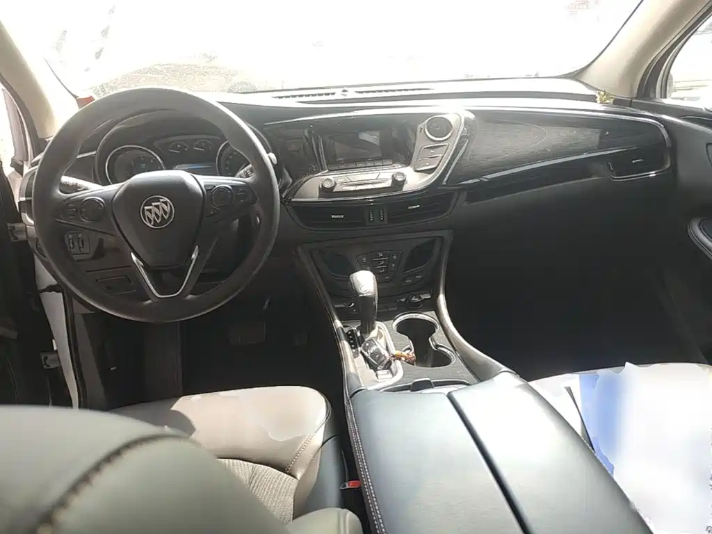 Buick Envision Plus 2016 — фото 10