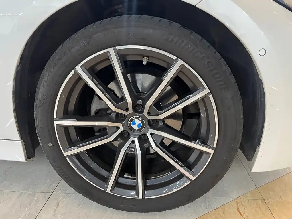 BMW 3 Series 2023