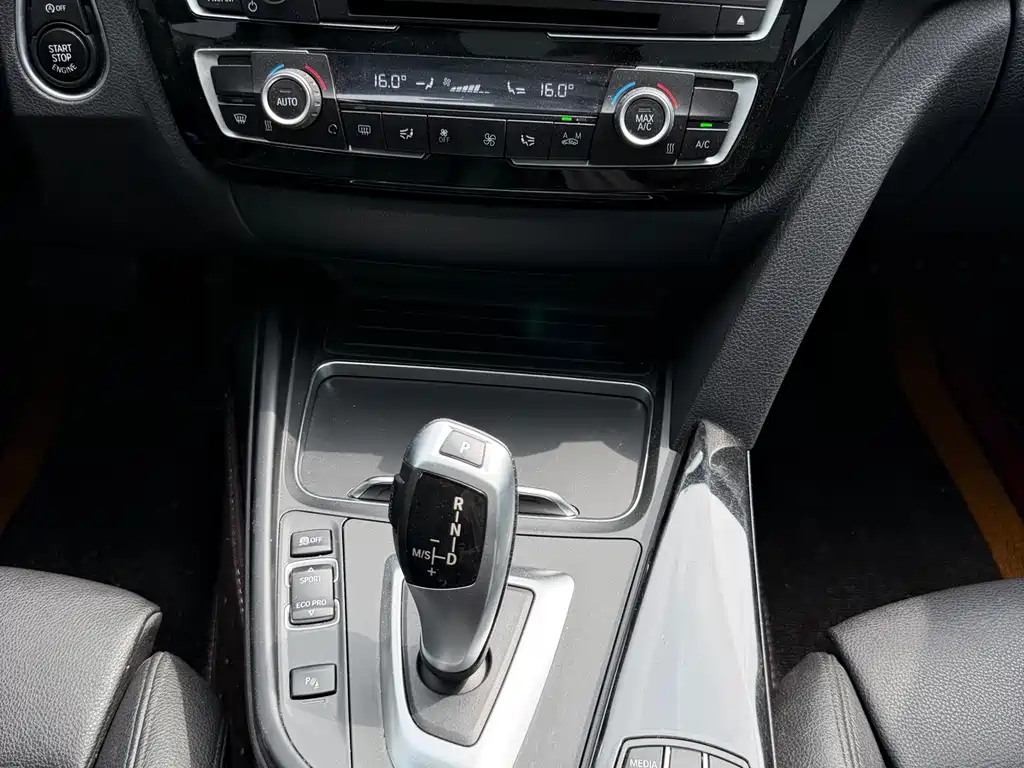 BMW 3 Series GT 2020 — фото 17