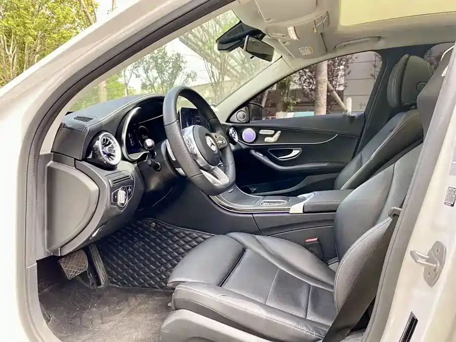 Mercedes-Benz C-Class 2020 — фото 6