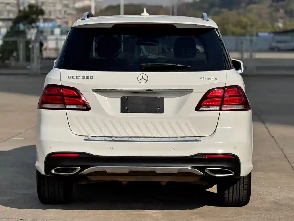Mercedes-Benz GLE 2018 — фото 5