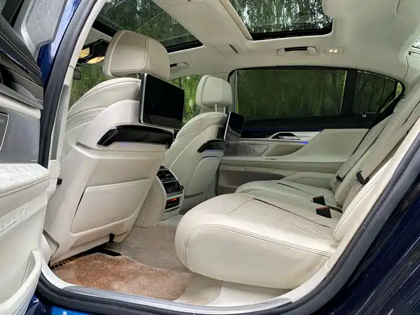 BMW 7 Series 2022