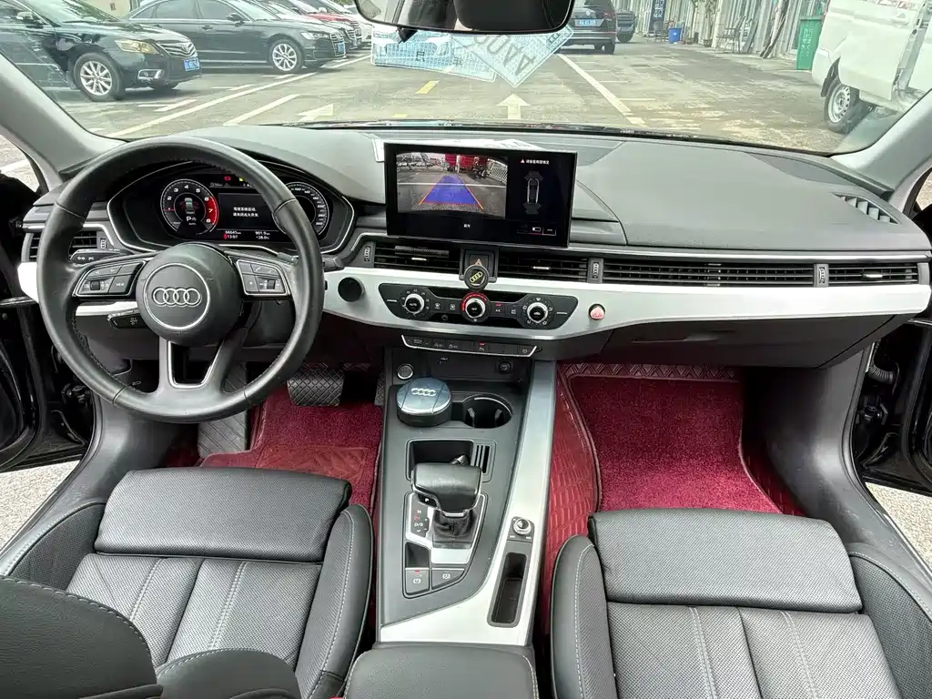 Audi A4L 2021