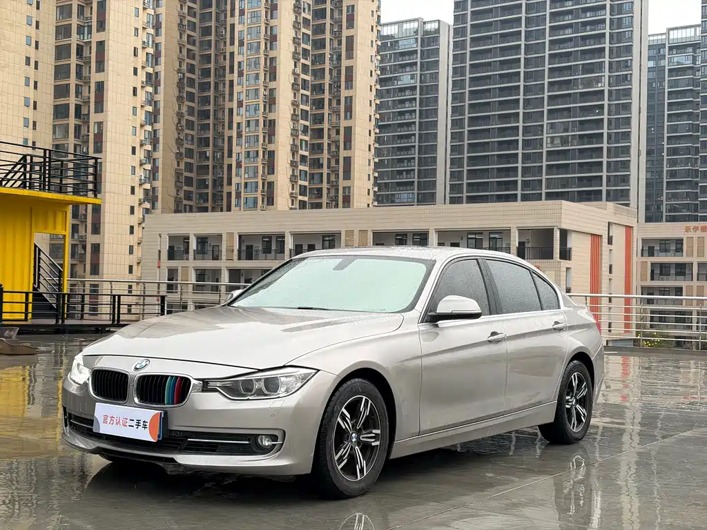 BMW 3 Series 2015 — фото 1