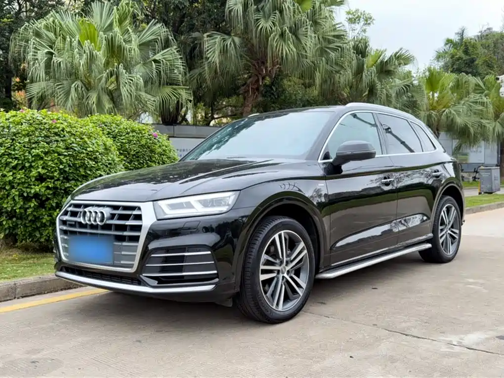 Audi Q5L 2021 — фото 2