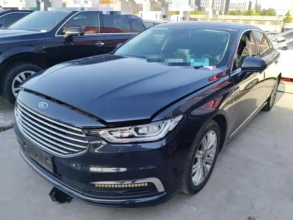 Ford Taurus 2019