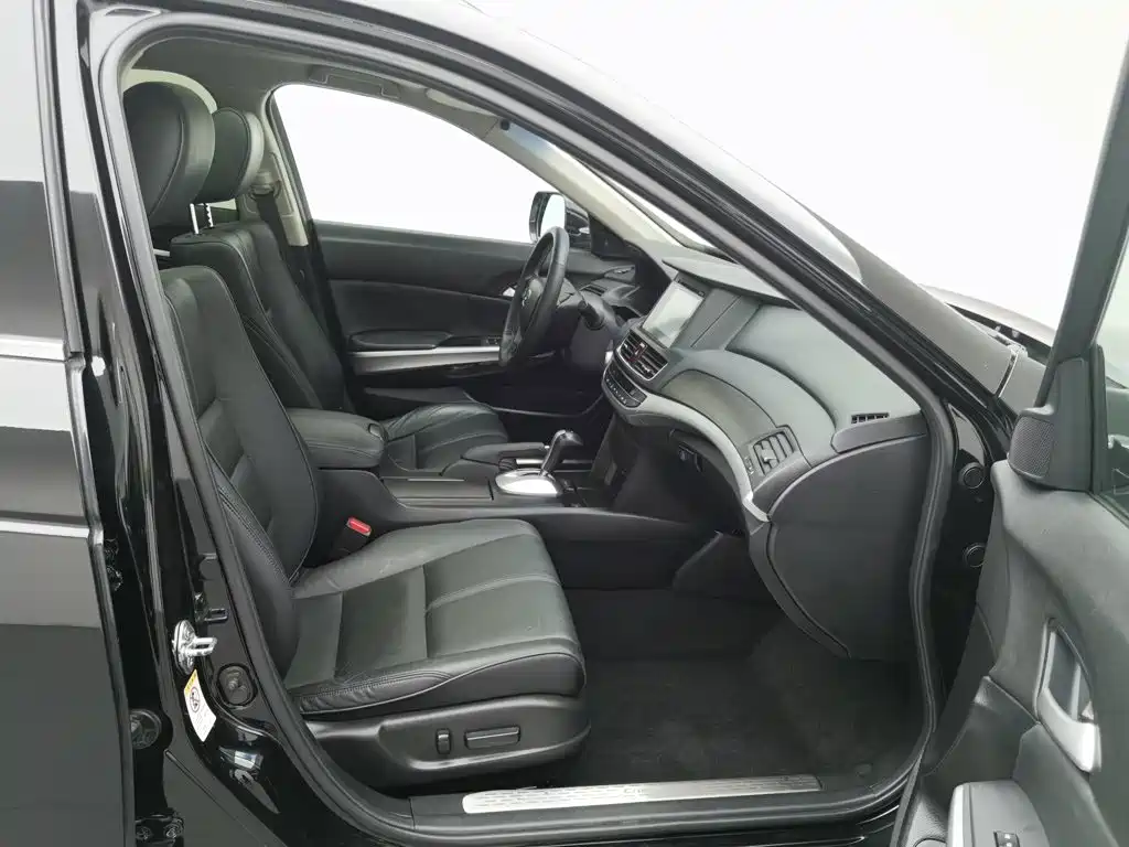 Honda Crosstour 2015 — фото 23