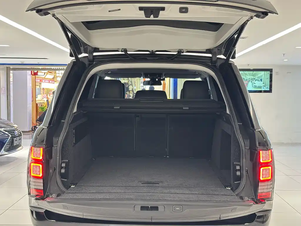 Land Rover Range Rover 2017 — фото 18