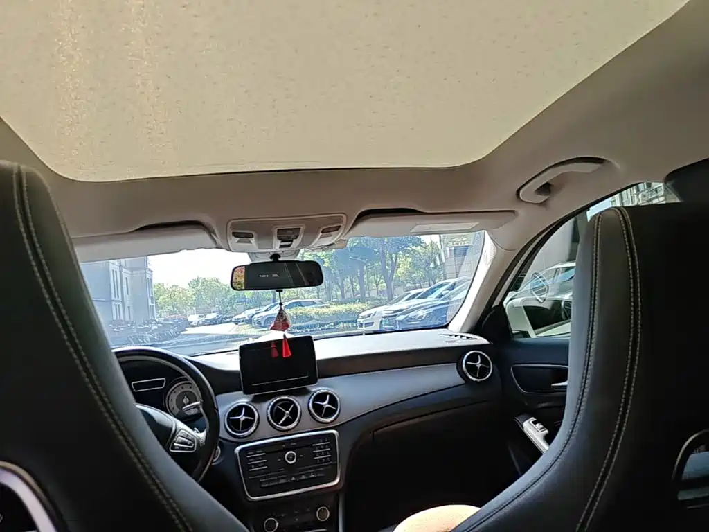 Mercedes-Benz GLA 2017 — фото 9