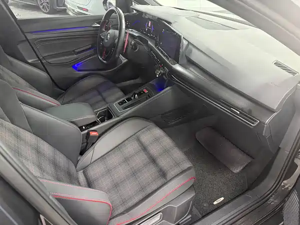 Volkswagen Golf GTI 2022