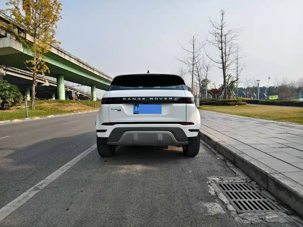 Land Rover Evoque 2020 — фото 11