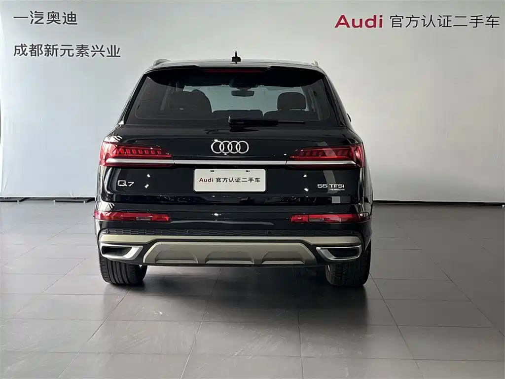 Audi Q7 2021 — фото 5