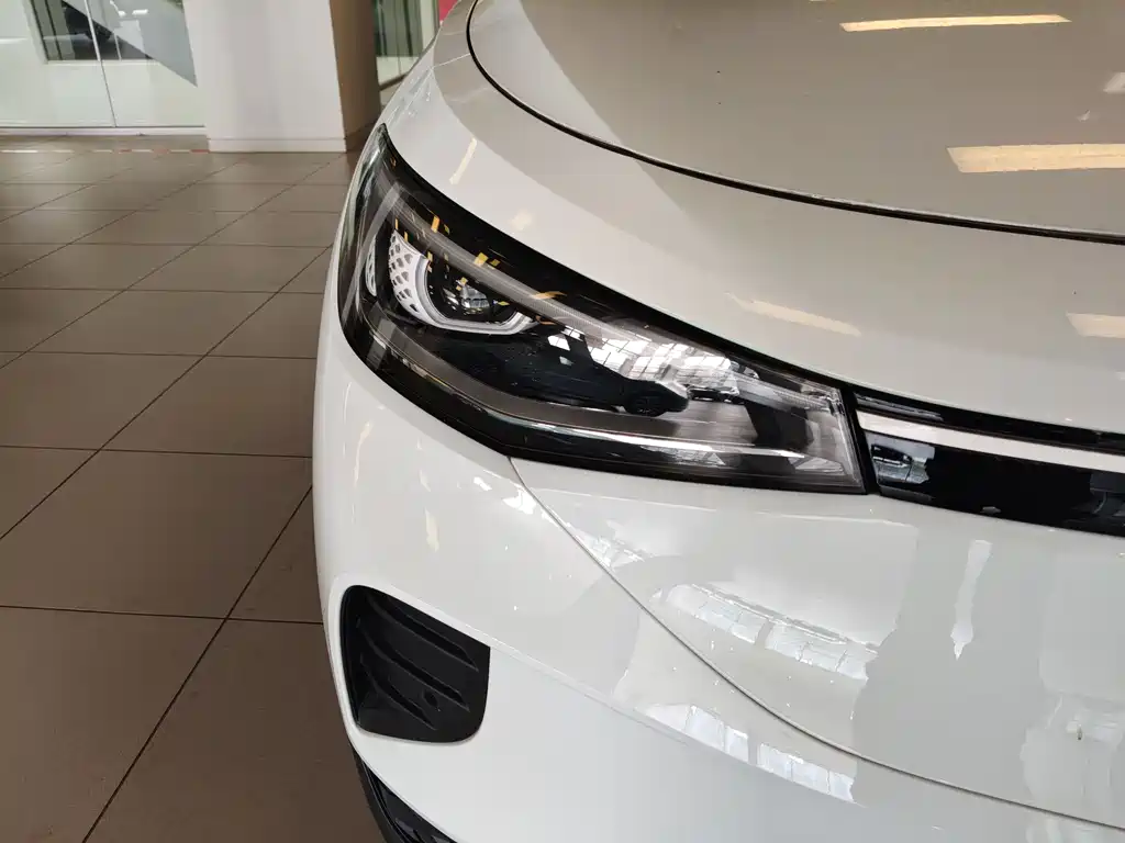 Volkswagen ID.4 Crozz 2025
