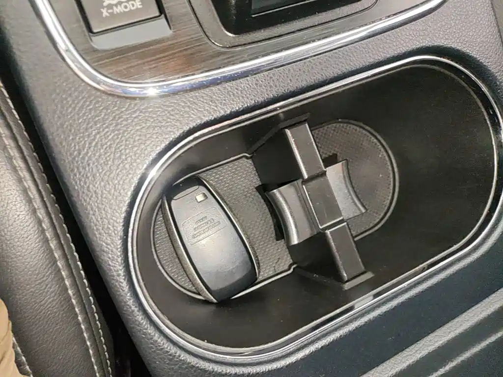 Subaru Outback 2018 — фото 9