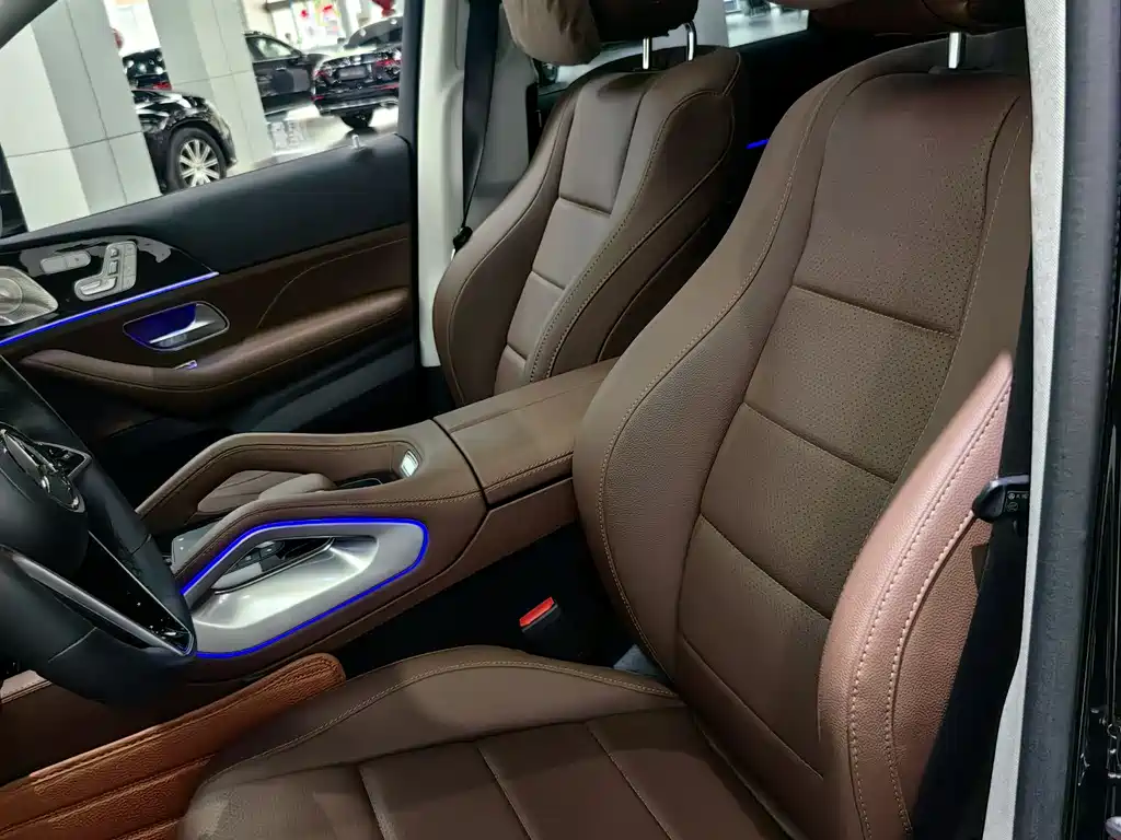Mercedes-Benz GLE 2025 — фото 11
