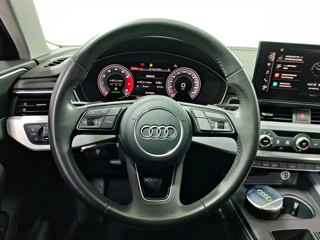 Audi A4L 2021 — фото 11