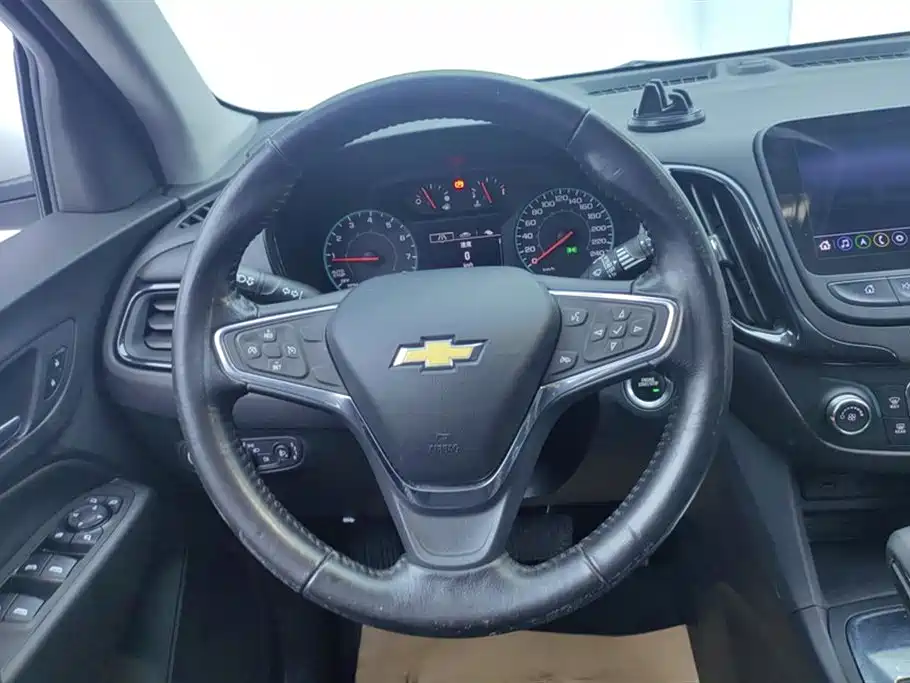 Chevrolet Equinox 2023 — фото 15