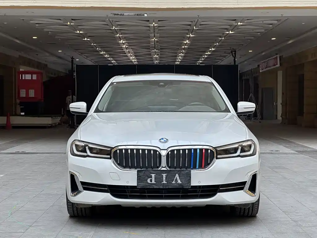 BMW 5 Series 2022