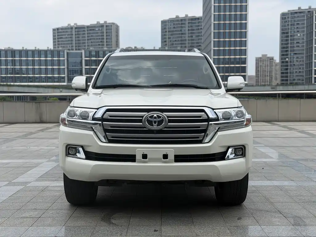 Toyota Land Cruiser 2019 — фото 2