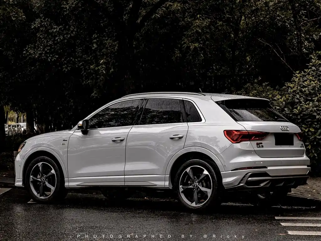 Audi Q3 2022 — фото 10