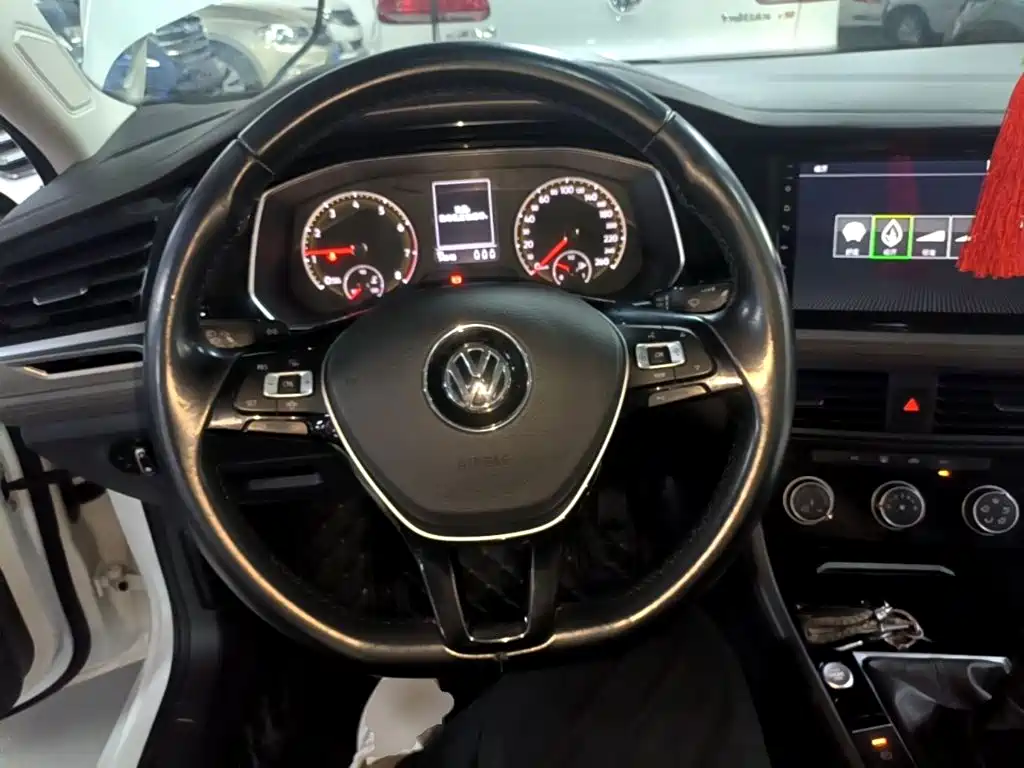 Volkswagen Sagitar 2019 — фото 11