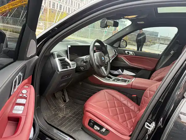 BMW X5 2024