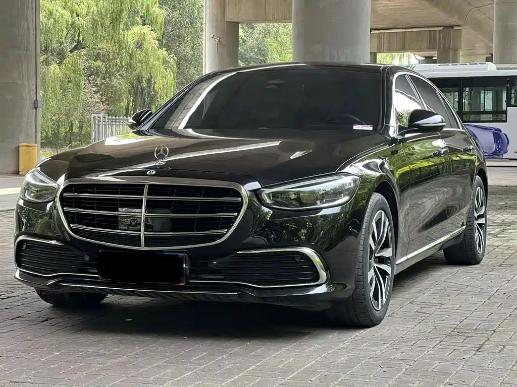 Mercedes-Benz S-Class 2022