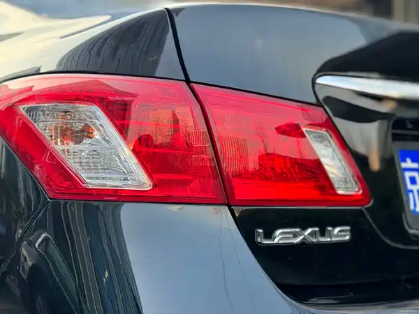 Lexus ES 2010