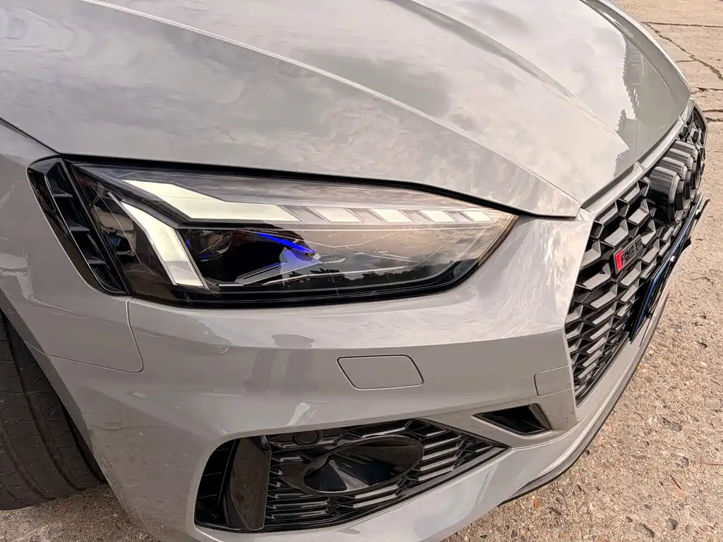Audi RS 5 2025